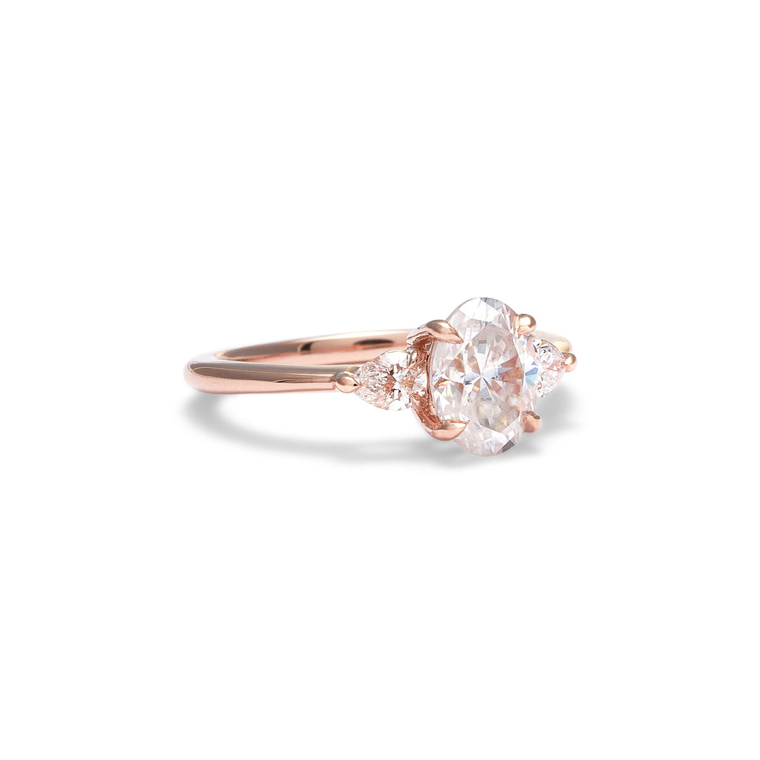 Juliet Oval Cut Diamond Engagement Ring - Identity Diamonds
