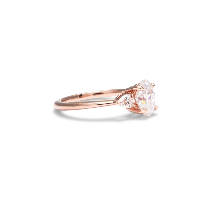 Juliet Oval Cut Diamond Engagement Ring - Identity Diamonds