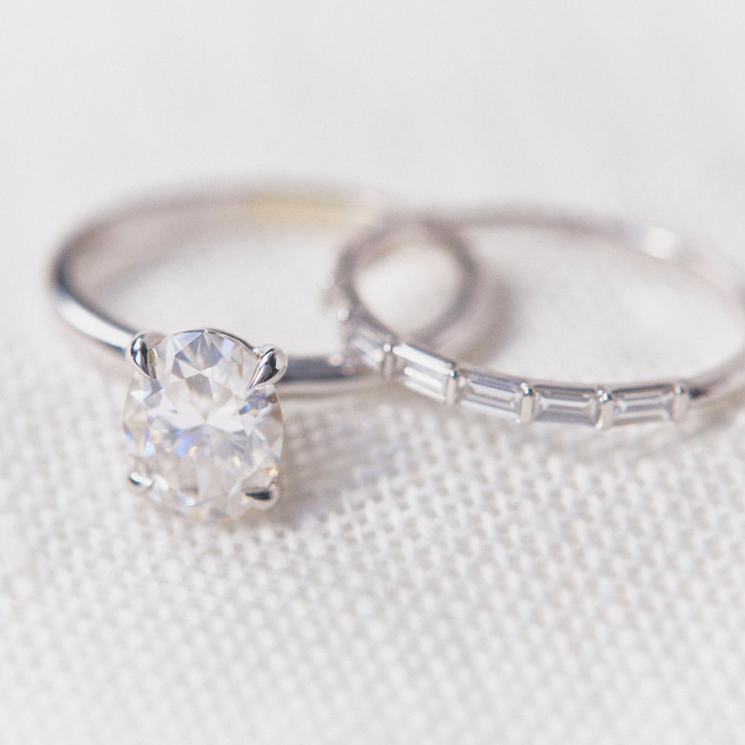 Jenny Oval Cut Moissanite Engagement Ring - Identity Diamonds