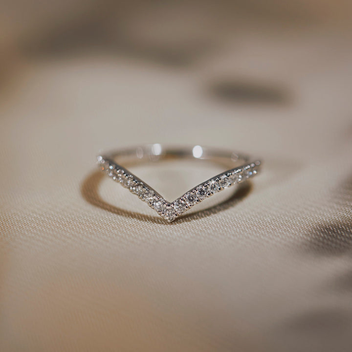 Vi Contoured Diamond Band - Identity Diamonds