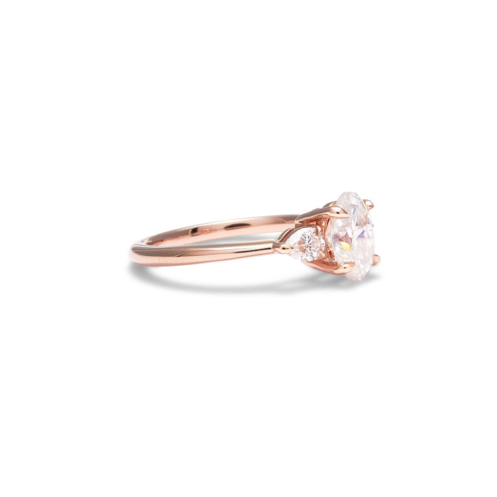 Juliet Oval Cut  Engagement Ring